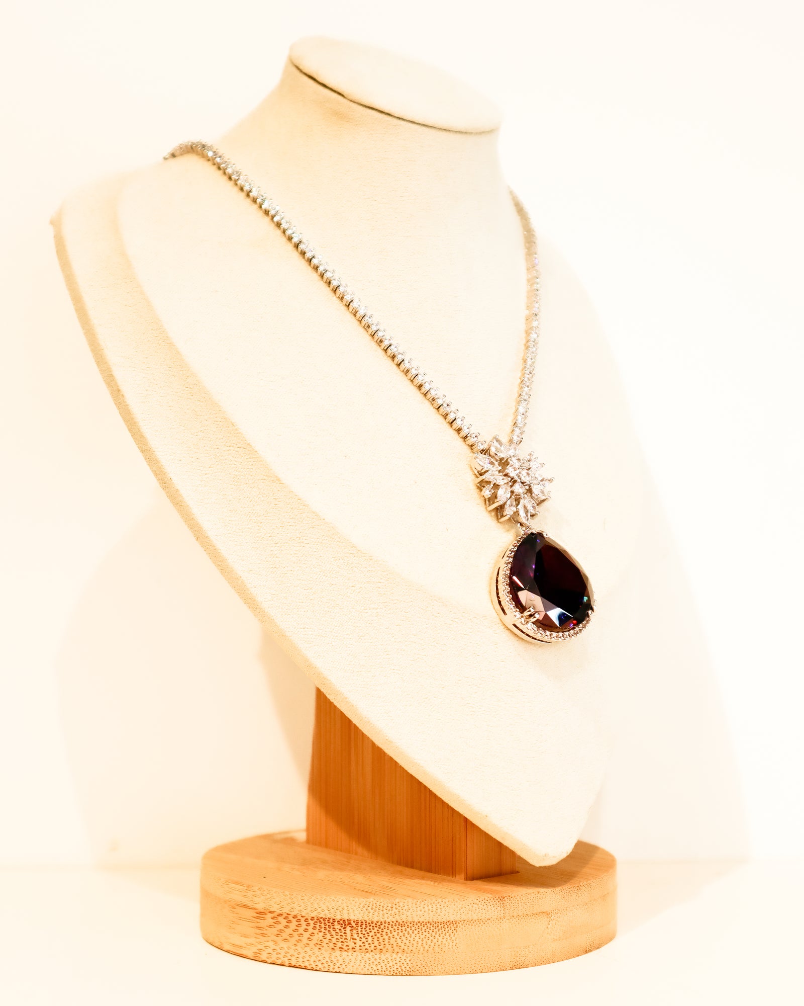Pendant Necklace | Crystal Cluster Teardrop | Amethyst
