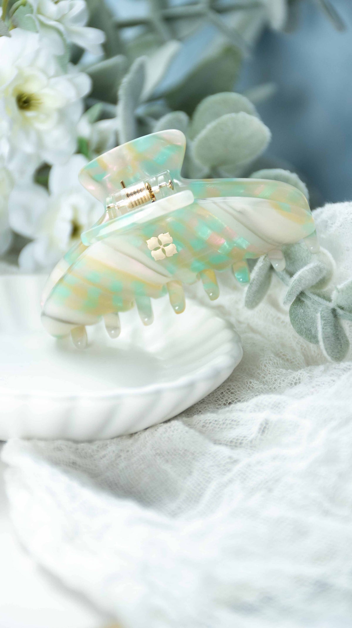 Glamour Grip Mini Claw | Desert Opal - White Green Iridescent | Fenna&Fei