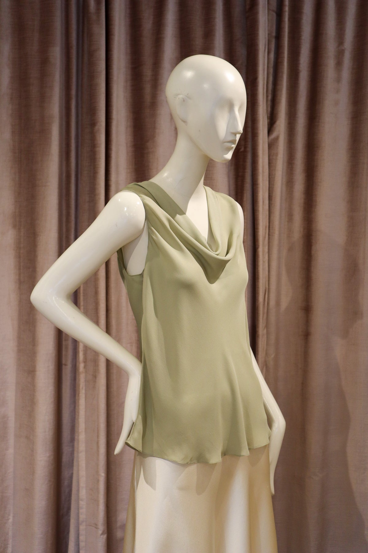 Vilas Top | Sage Double Georgette with Detachable Lace Sleeves