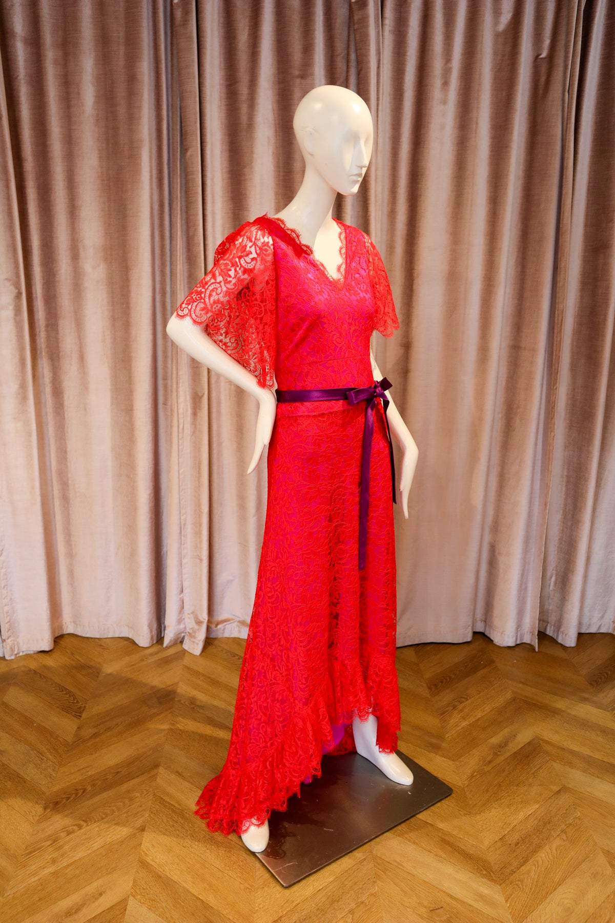 Circo Top | Chantilly Lace | Red Magenta