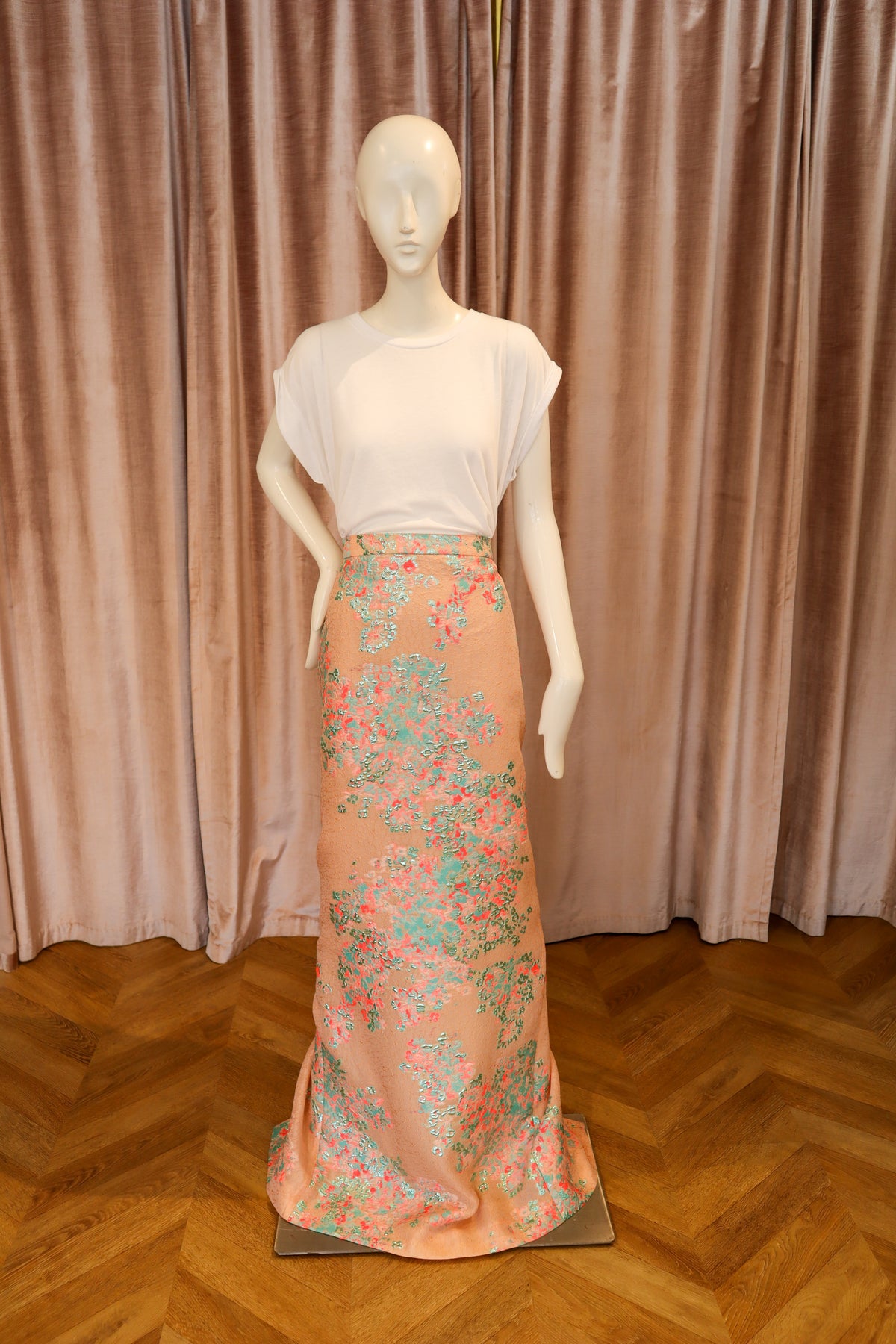 Veritas Skirt | Floral Coral Jacquard