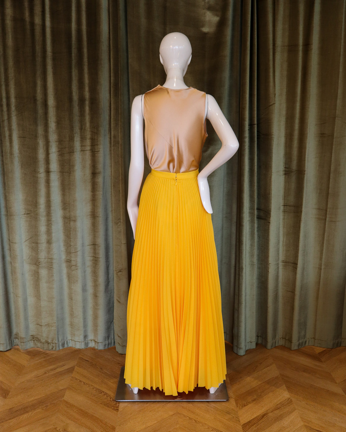 Sunkist Skirt | Pleated Crepe