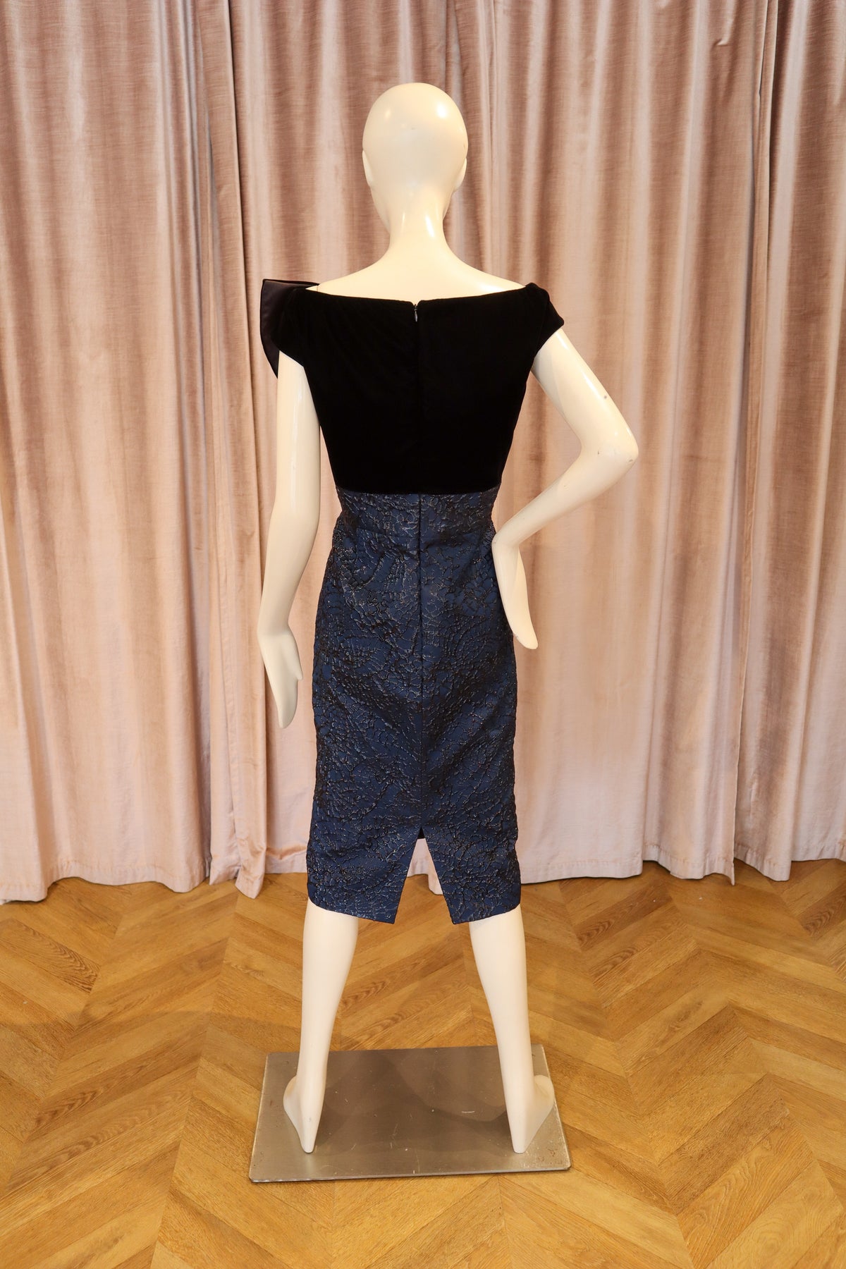 Callis Dress | Black Velvet and Midnight Webbed Jacquard