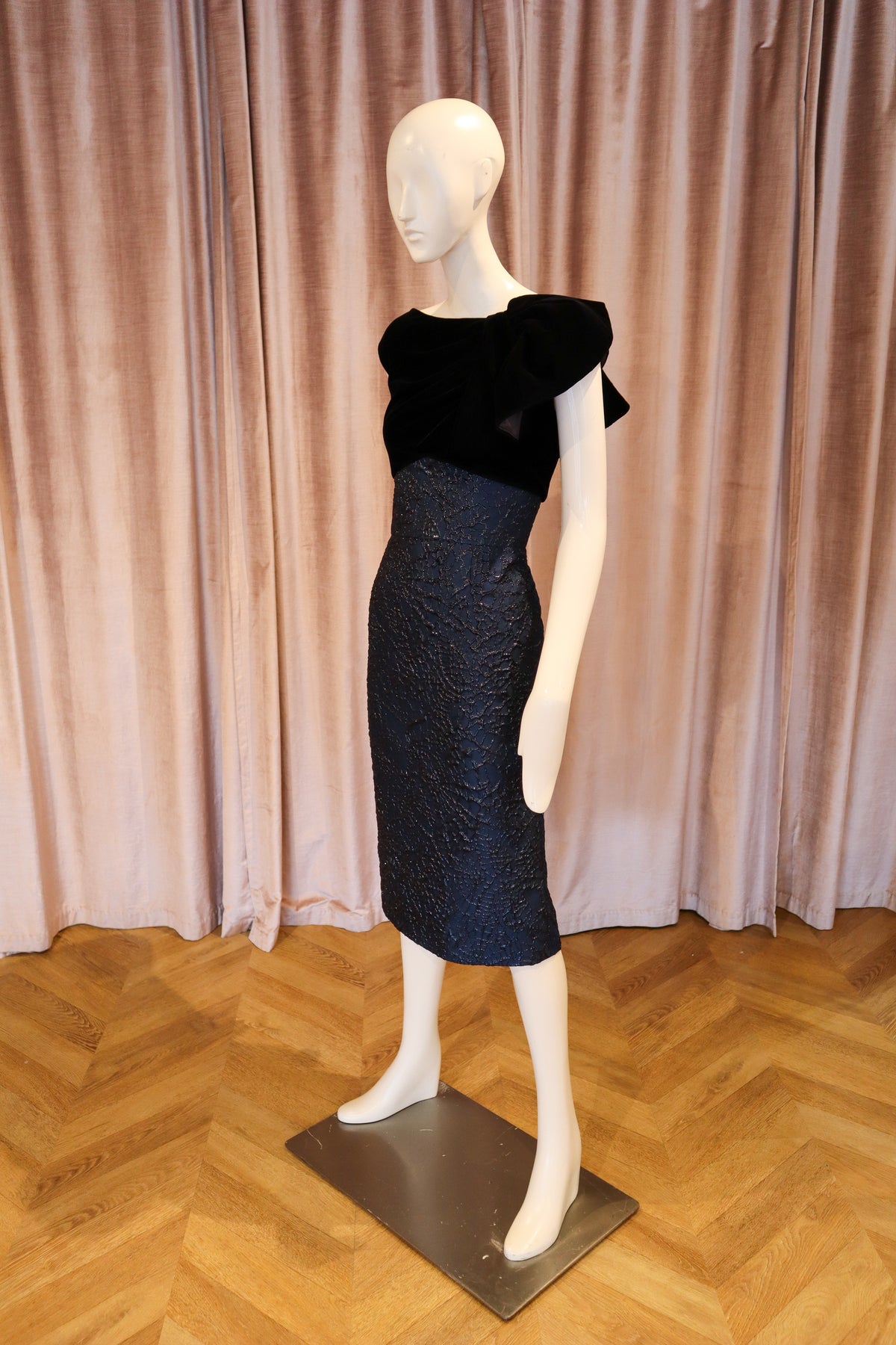 Callis Dress | Black Velvet and Midnight Webbed Jacquard