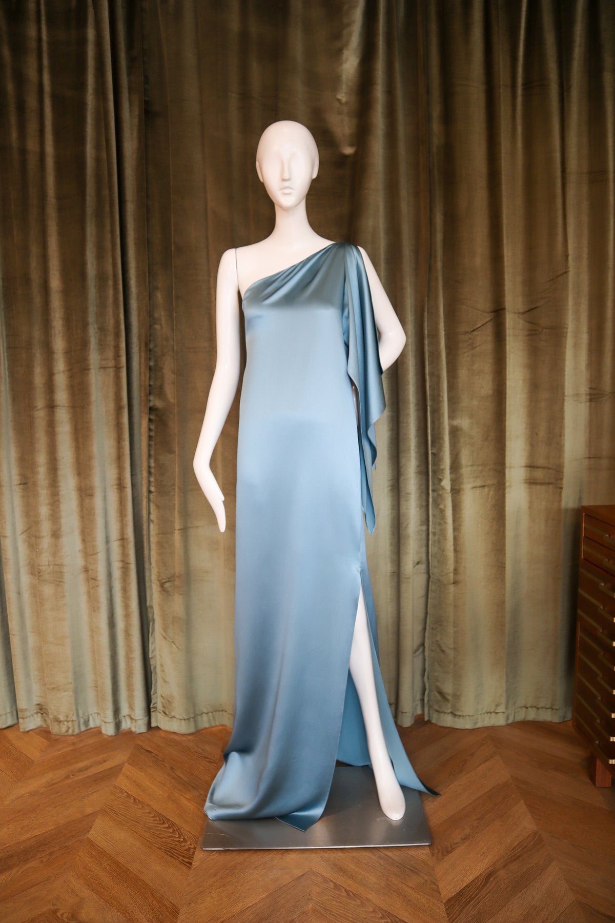 Mikki Gown | Crepe Back Satin