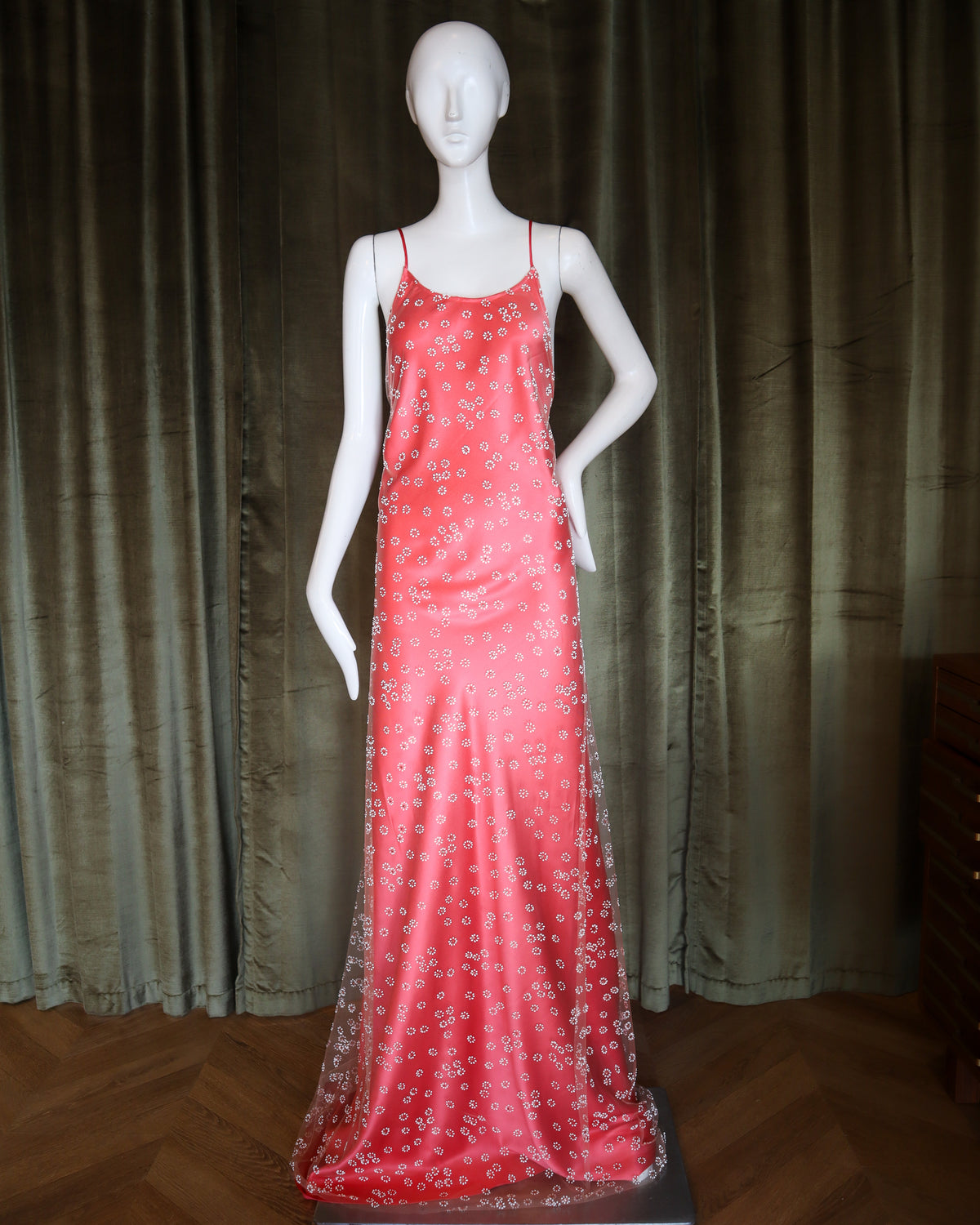 Mars Gown &amp; Capulet Cape | Daisy Chain