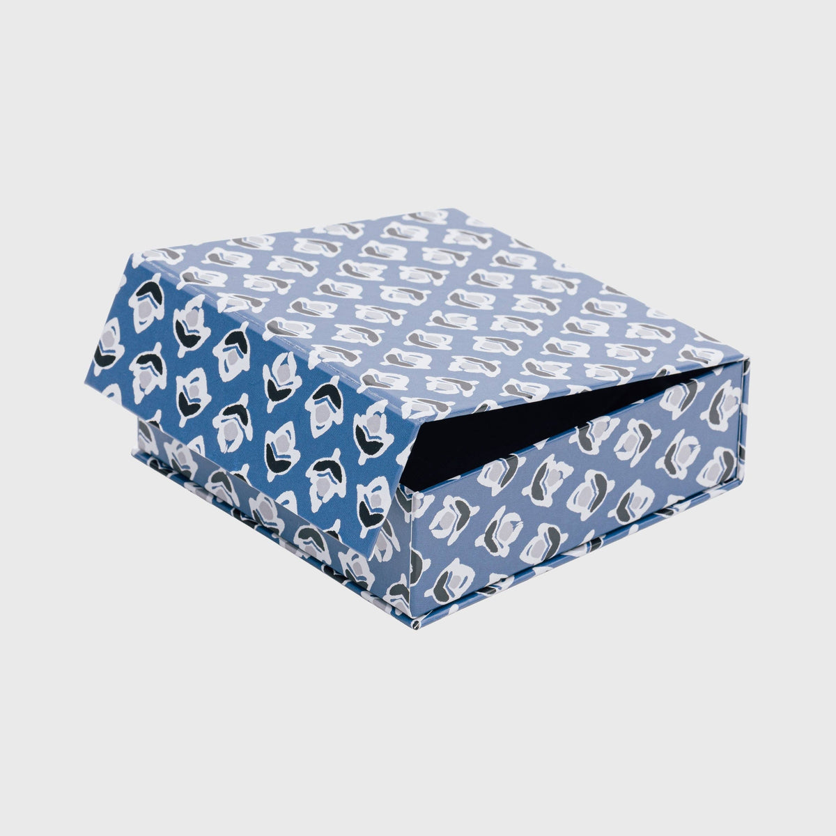 Rosebud earring | Turquoise | Joanna Buchanan