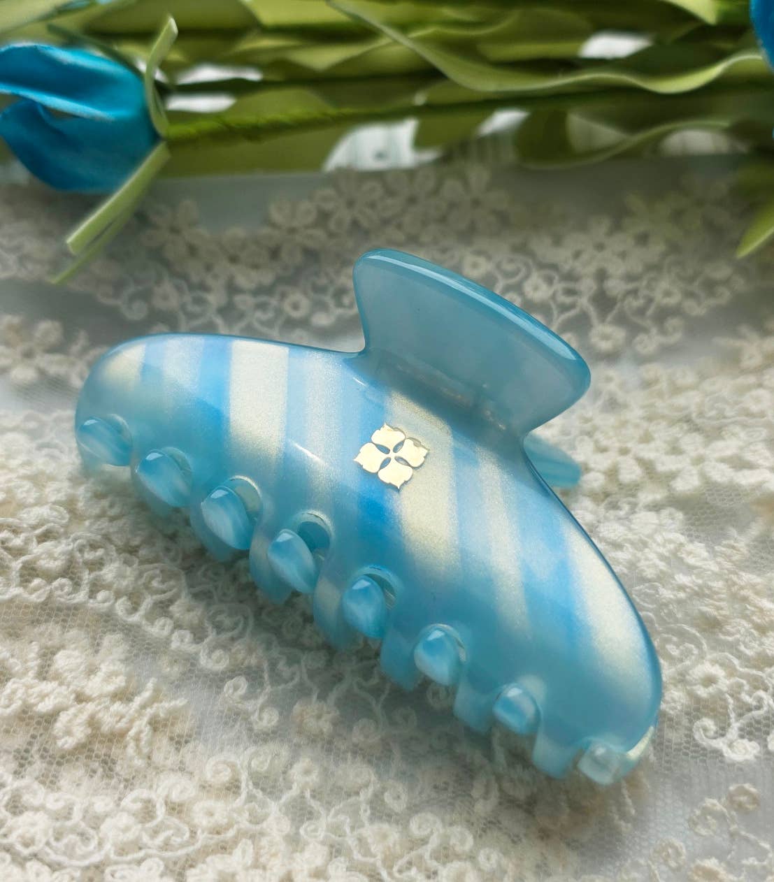 Glamour Grip Mini Claws | Italian Acetate | Ethereal Waters | Fenna&Fei