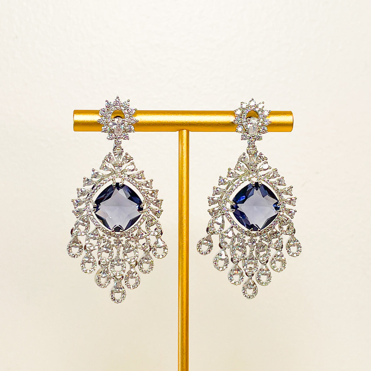 Earrings | Carré Chandelier | Amethyst Crystal | Mariam Zardozi