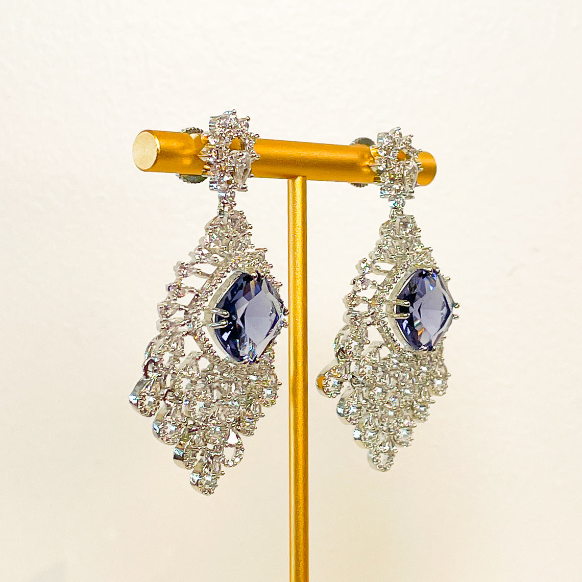 Earrings | Carré Chandelier | Amethyst Crystal | Mariam Zardozi