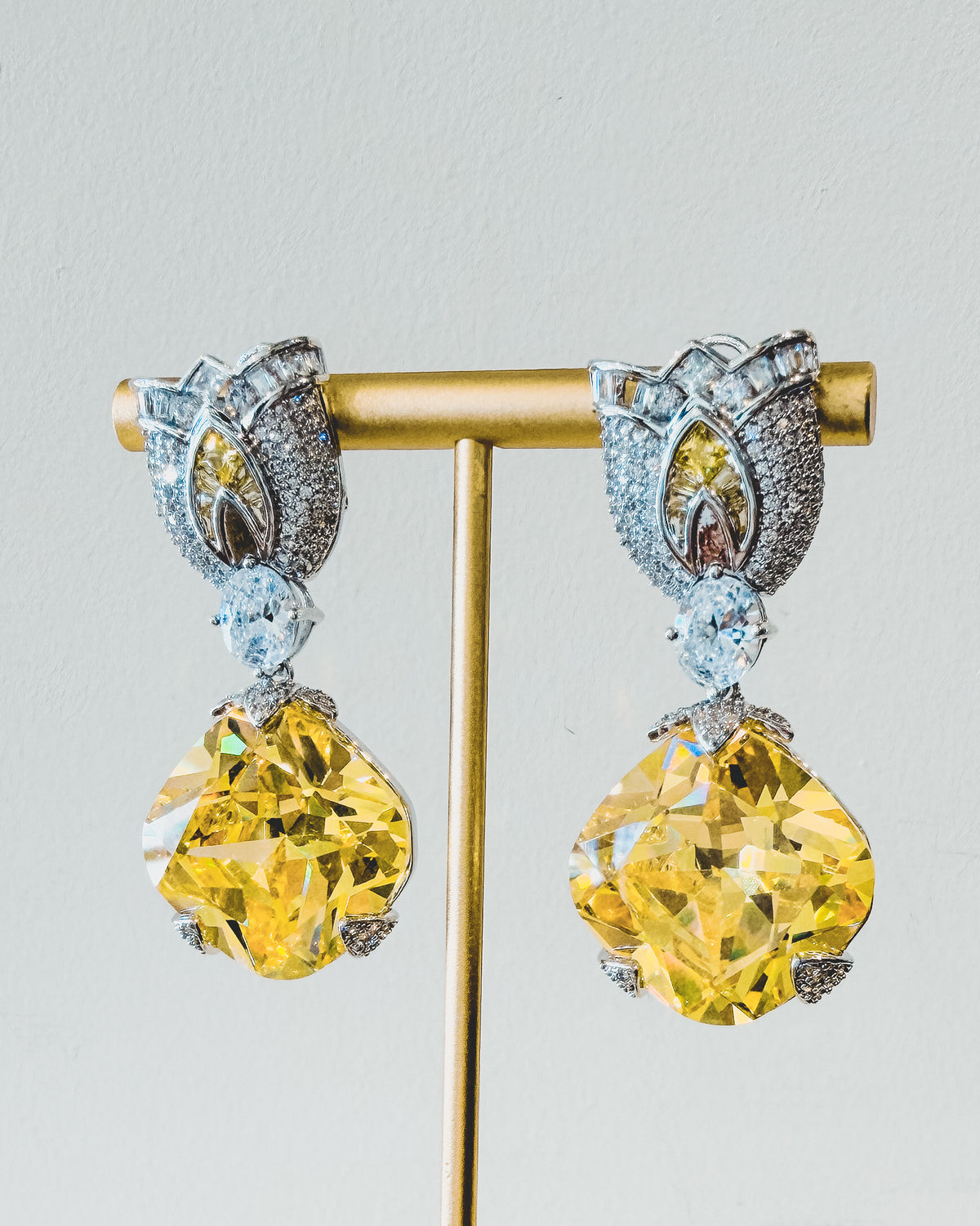 Earrings | Tulip Drop | Citrine