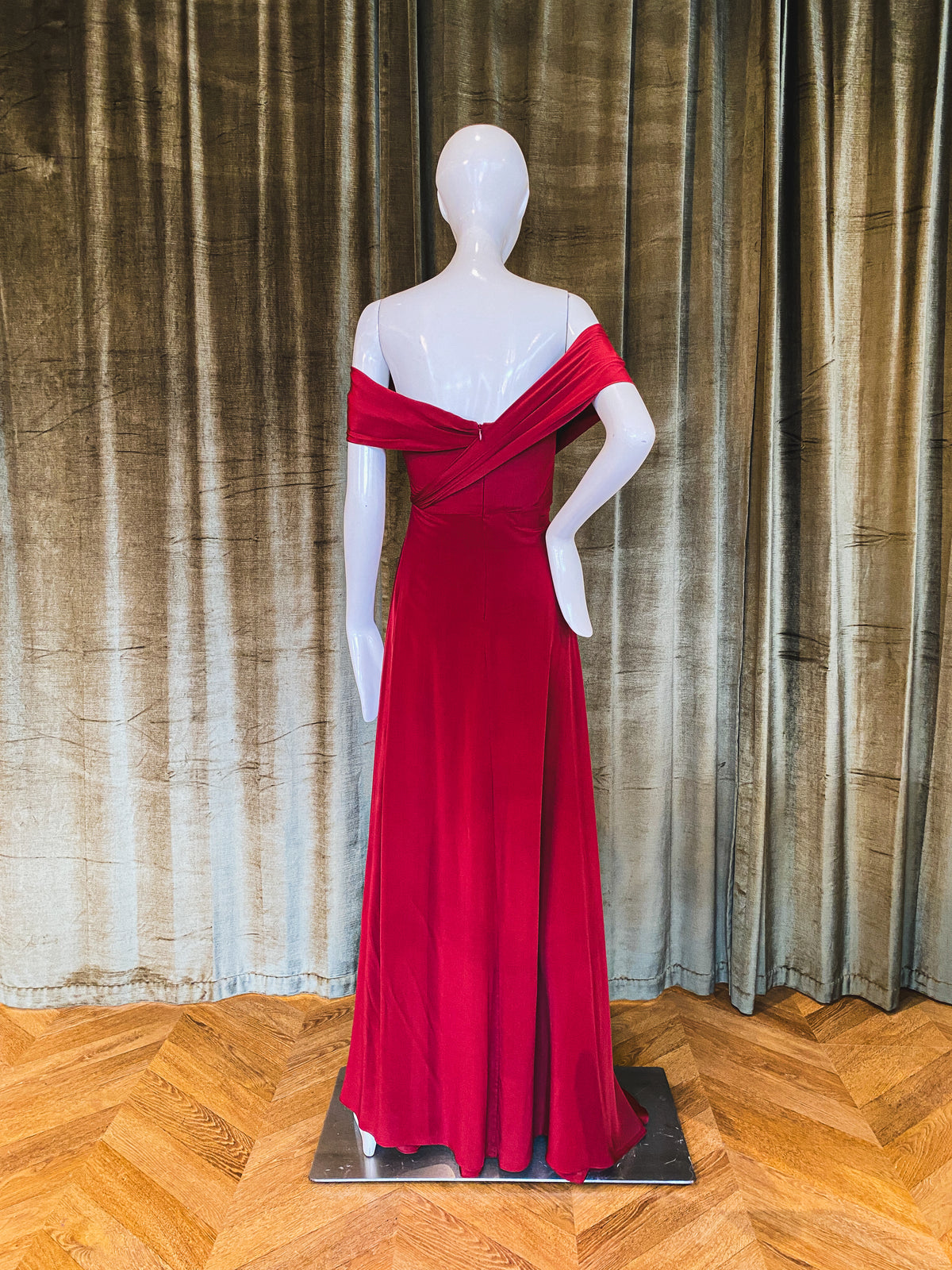 Ainslie Gown | Silk Crepe De Chine