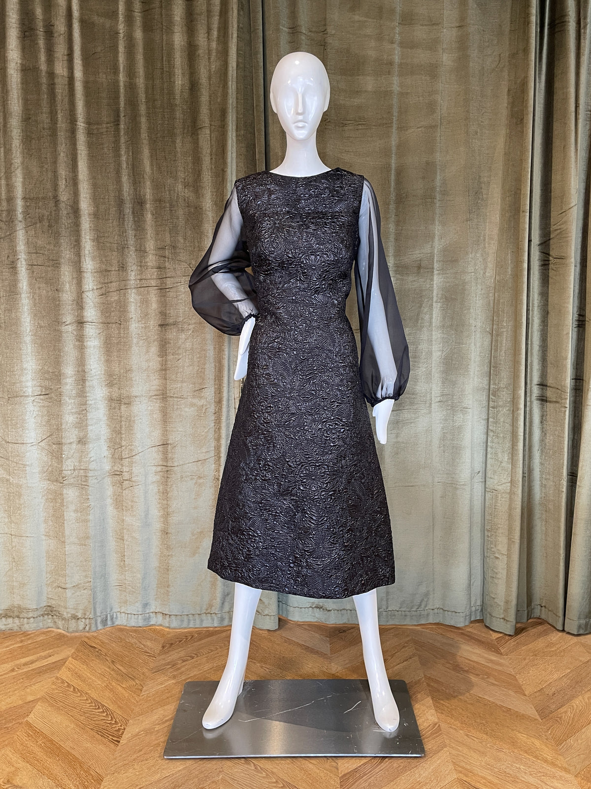 Fayette Dress | Lacquered Black Jacquard with Detachable Organza Sleeves