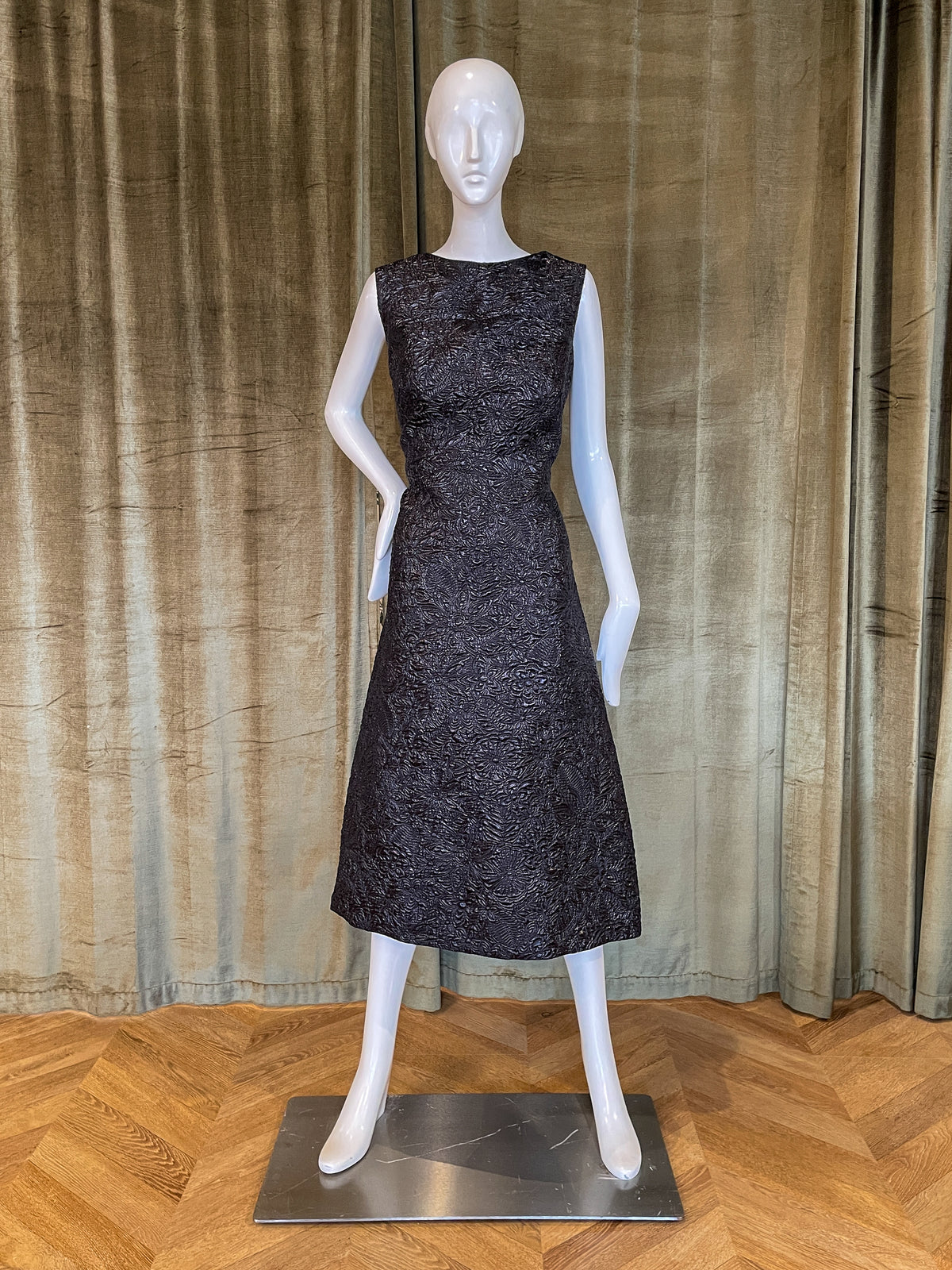 Fayette Dress | Lacquered Black Jacquard with Detachable Organza Sleeves