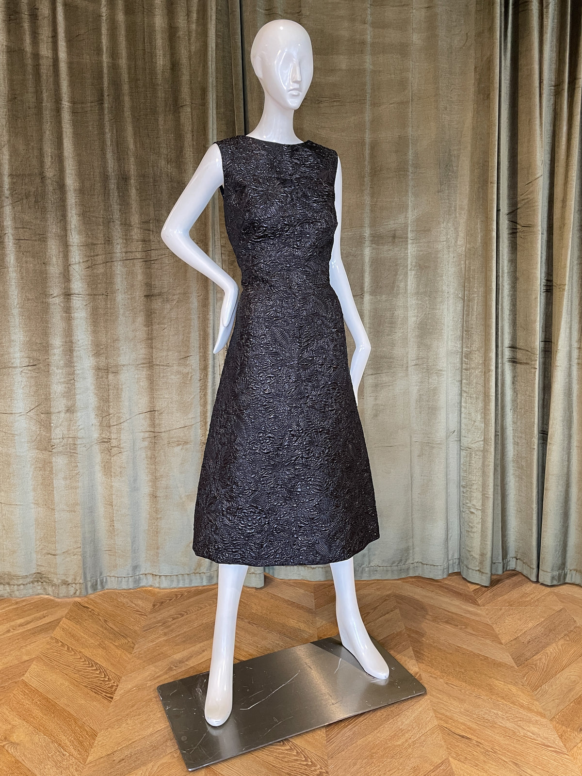 Fayette Dress | Lacquered Black Jacquard with Detachable Organza Sleeves