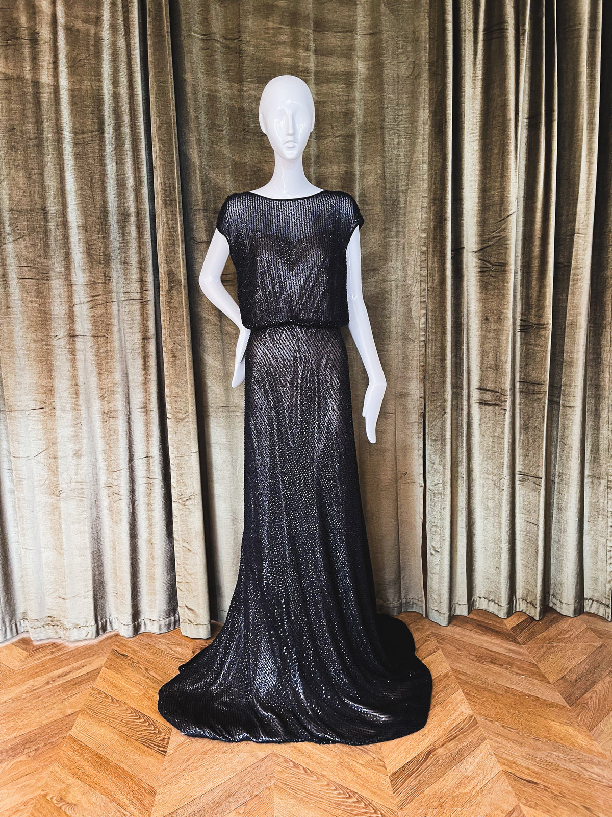 Haveford Gown | Striated Black Beading