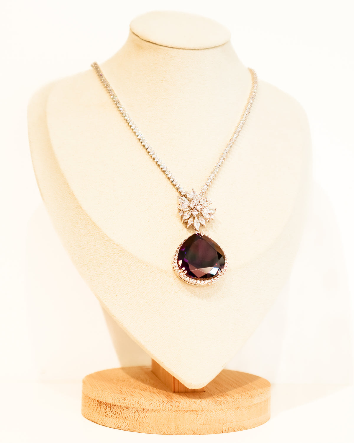 Necklace | Crystal Cluster Teardrop | Amethyst
