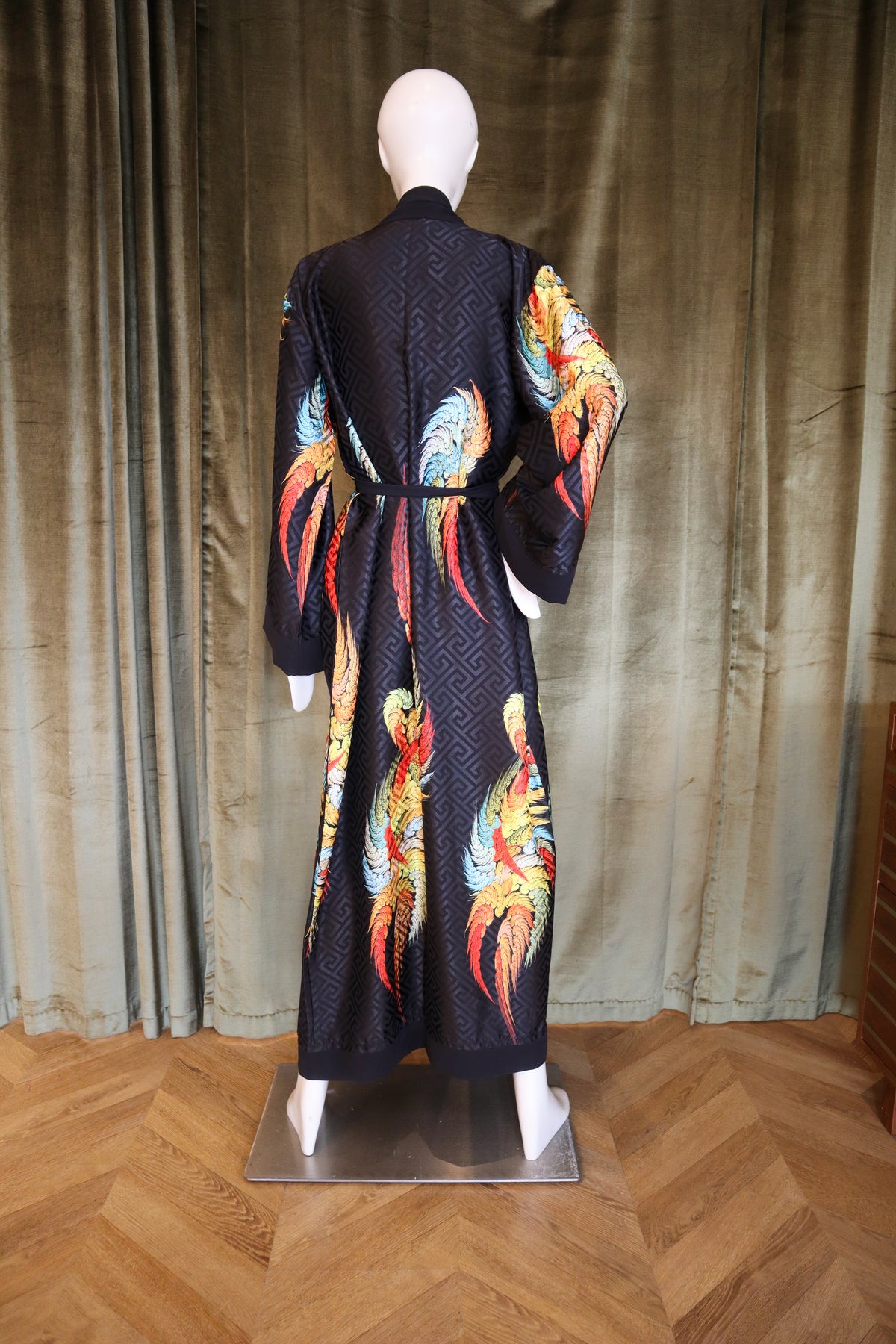 Phoenix Robe | Black