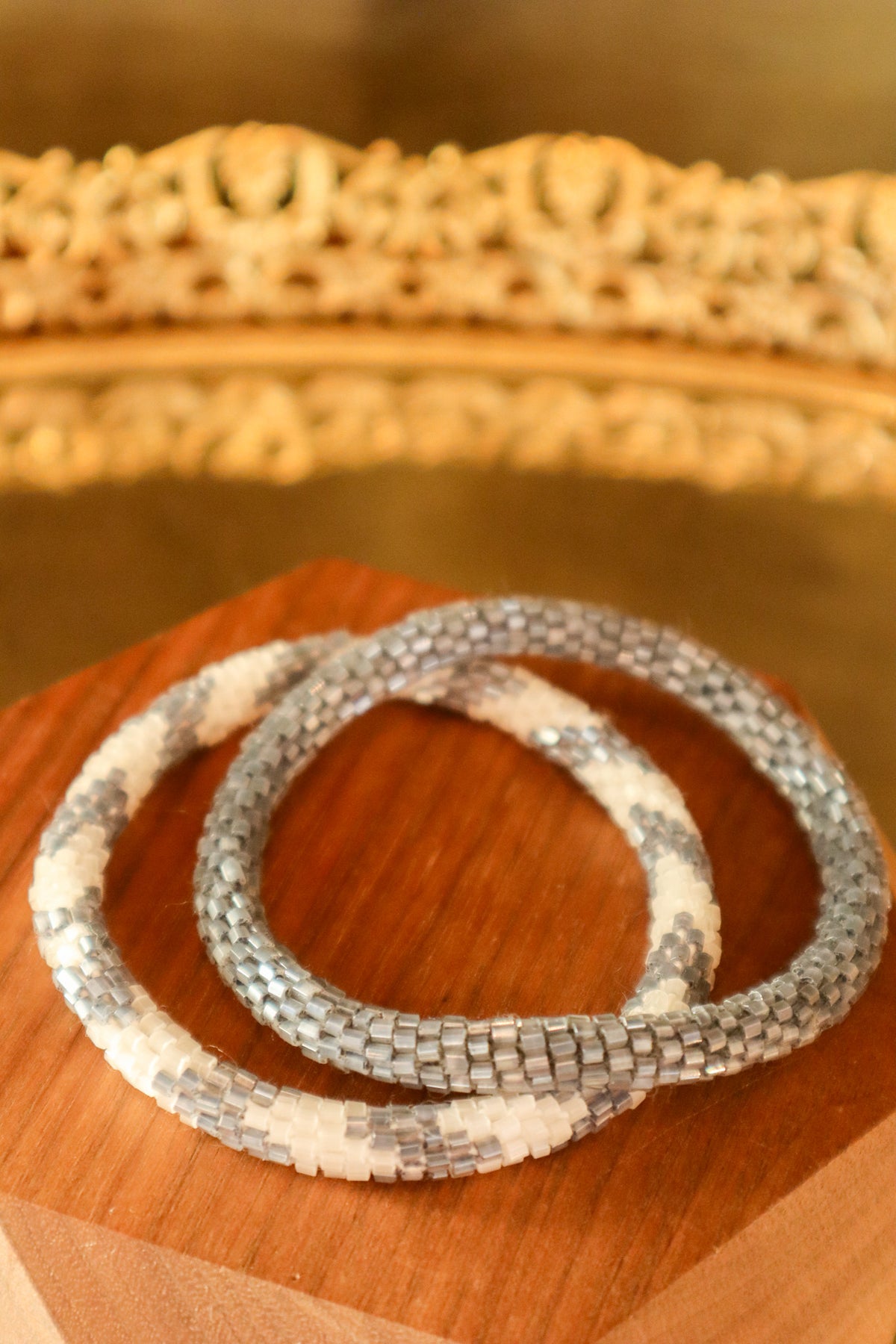 Beaded Blue and White Bracelet | Vintage