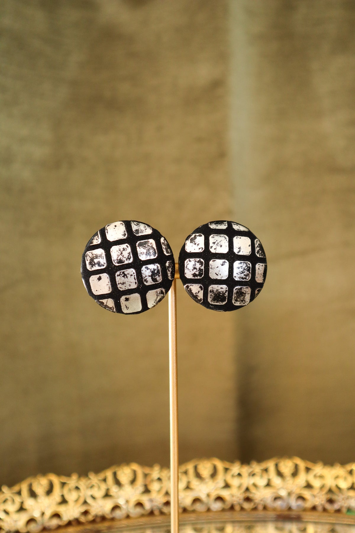 Attitude Paris Silvertone and Black Earrings | Vintage