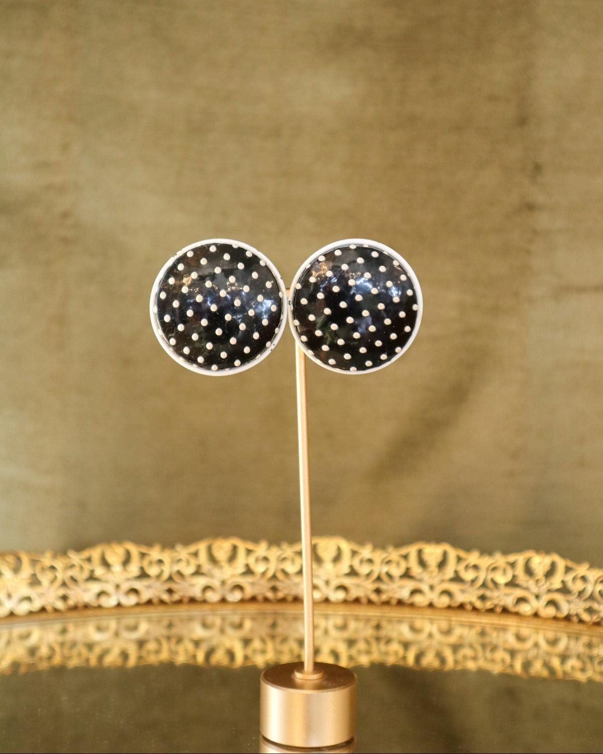Retro Round Black and White Polka Dot Clip-on Earrings | Vintage