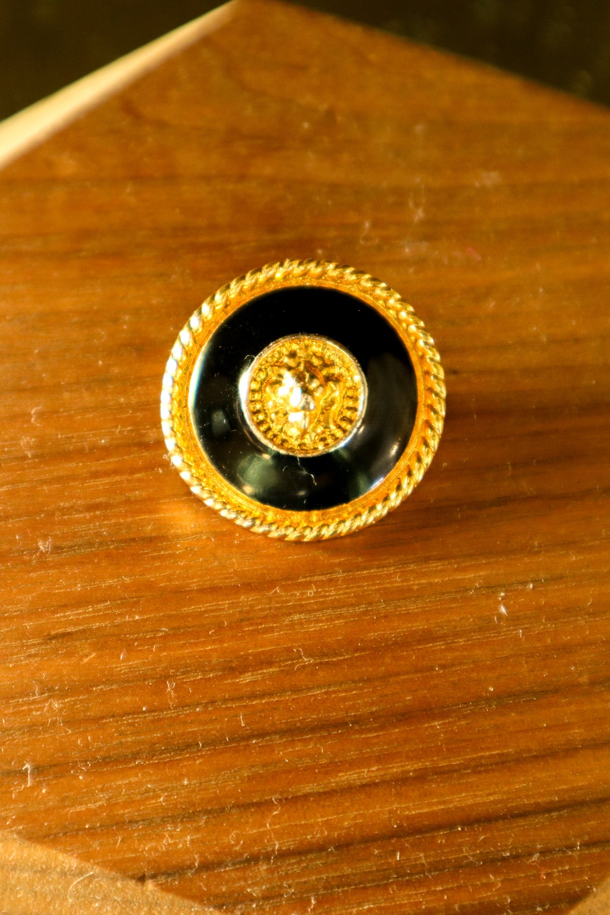 1970&#39;s Lion Head Brooch | Vintage
